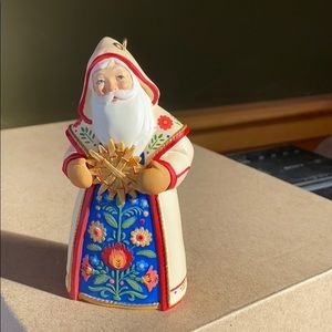 Hallmark Keepsake Santas From Around The World